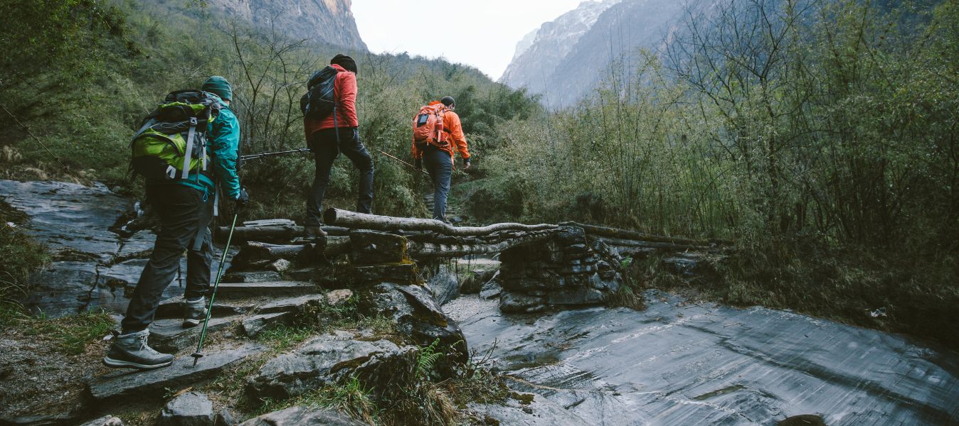 4 Must-Have Accessories for Your Next Hike