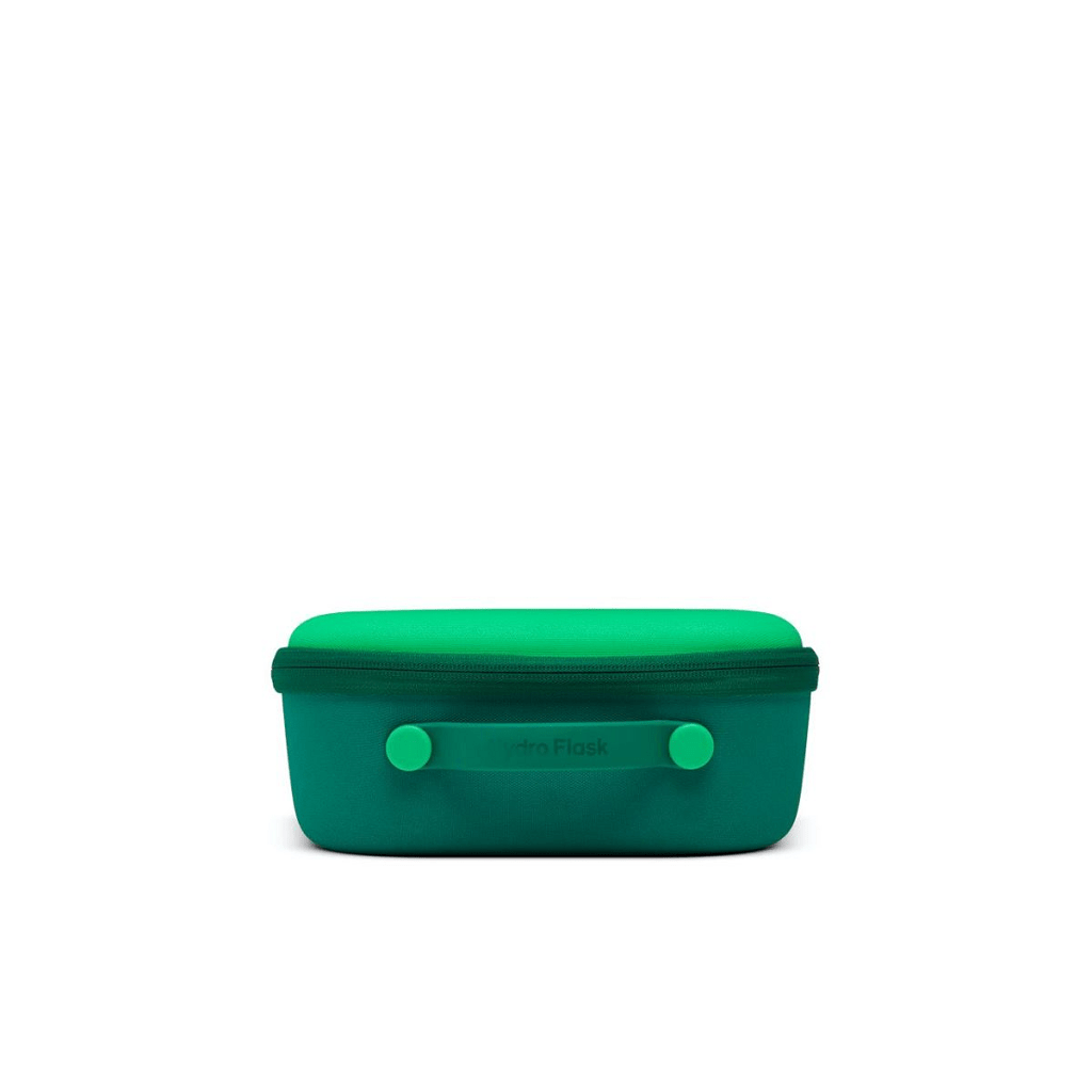 https://www.escapeoutdoors.com/cdn/shop/products/Hydro-Flask-Kids-Insulated-Lunch-Box-Small-Feature-Image3_2000x.png?v=1599705351